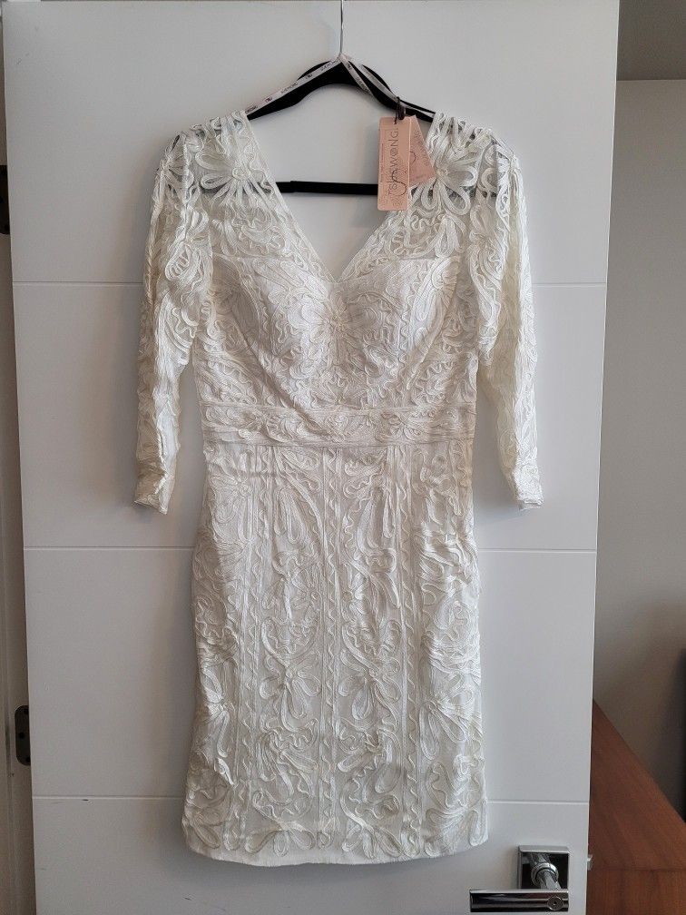 Batch Of 6 Pieces Of Clothing, New And Used