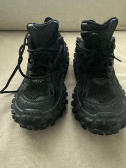 Balenciaga Men Defender