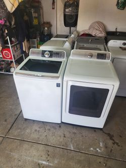 SAMSUNG WASHER AND ELECTRIC DRYER