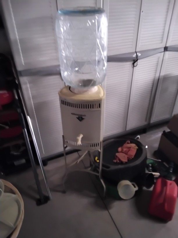 Water Cooler Old 