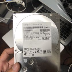 Hitachi PN 0F10311 HDS722020ALA330, MLC , 2TB Hard DriveHitachi