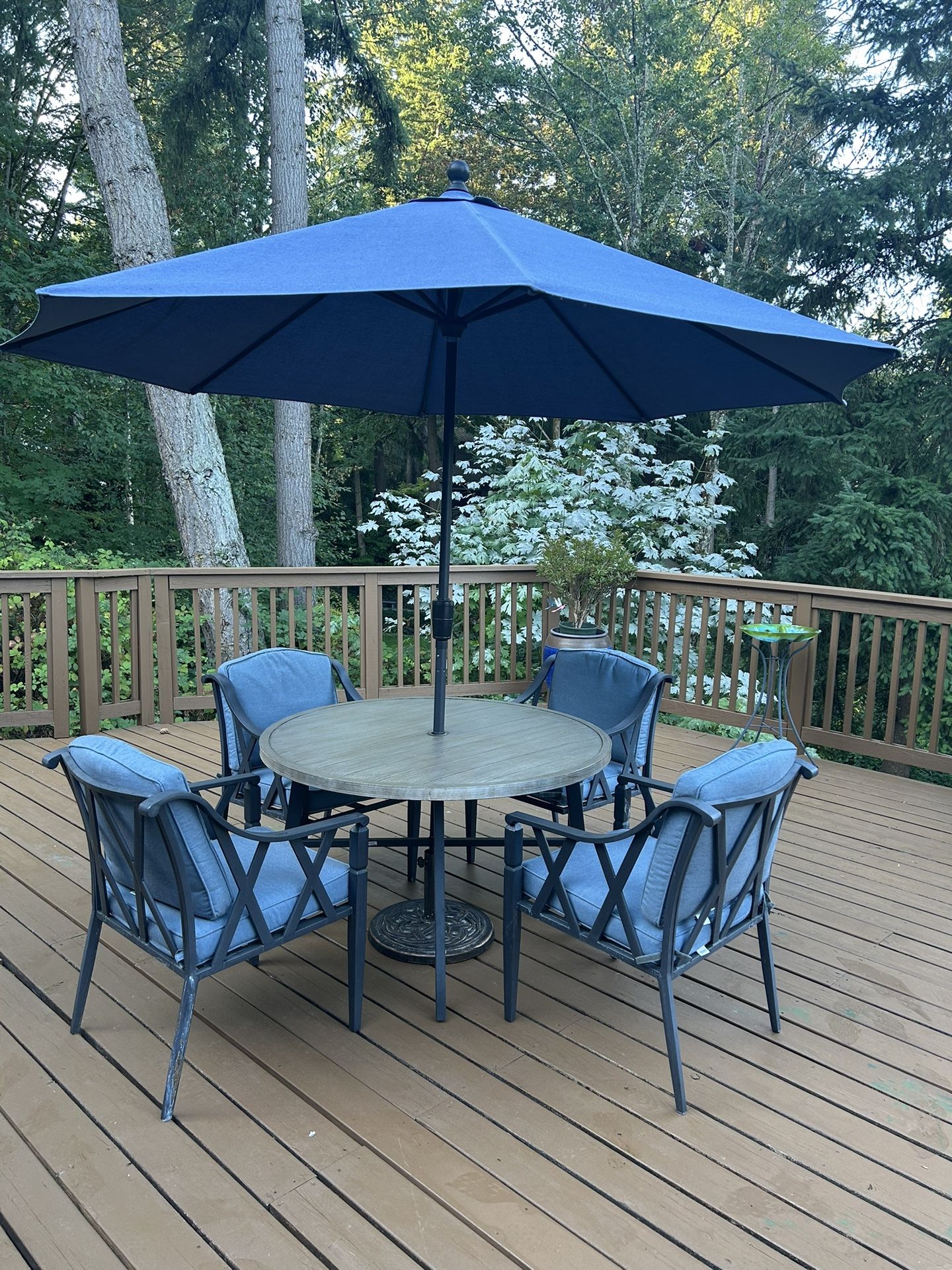6-Piece Outdoor Dining Set
