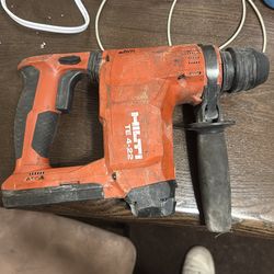 Hilti rotary hammer with charger
