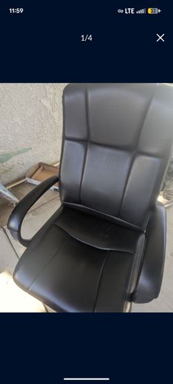 Computer , office/gaming chair