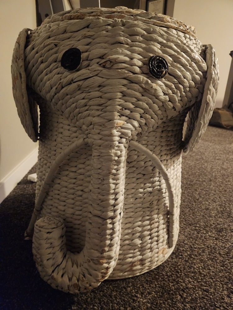 Wicker Elephant Laundry Basket