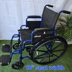 Drive Medical Blue Streak Wheelchair with Flip Back Desk Arms, Swing Away Footrests, Silla De Ruedas