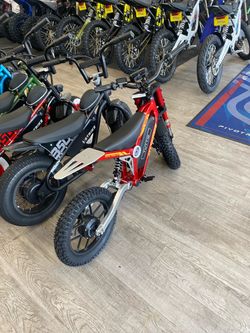 TUTTIO ARC-I KIDS E-BIKE 25MILES OF RANGE/22MPH