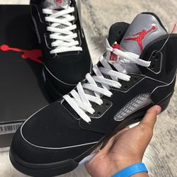 Jordan 5s Metallic BRAND NEW Size 11