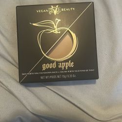 KVD Good Apple Foundation 