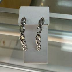 Earrings 10k W/diamonds, 6.4grms 