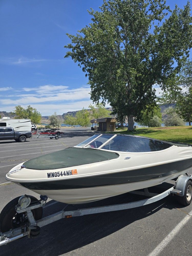 1998 1800 Capri LSV Bayliner
