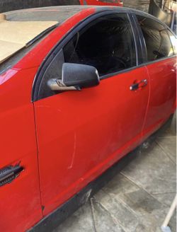 G8 Gt driver door