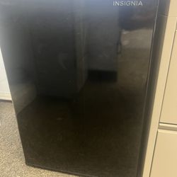 Insignia Fridge 