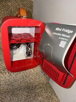 Mini fridge