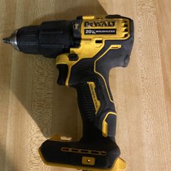 Dewalt 20v brushless hammer-drill tool only 65 firm in n Lakeland  