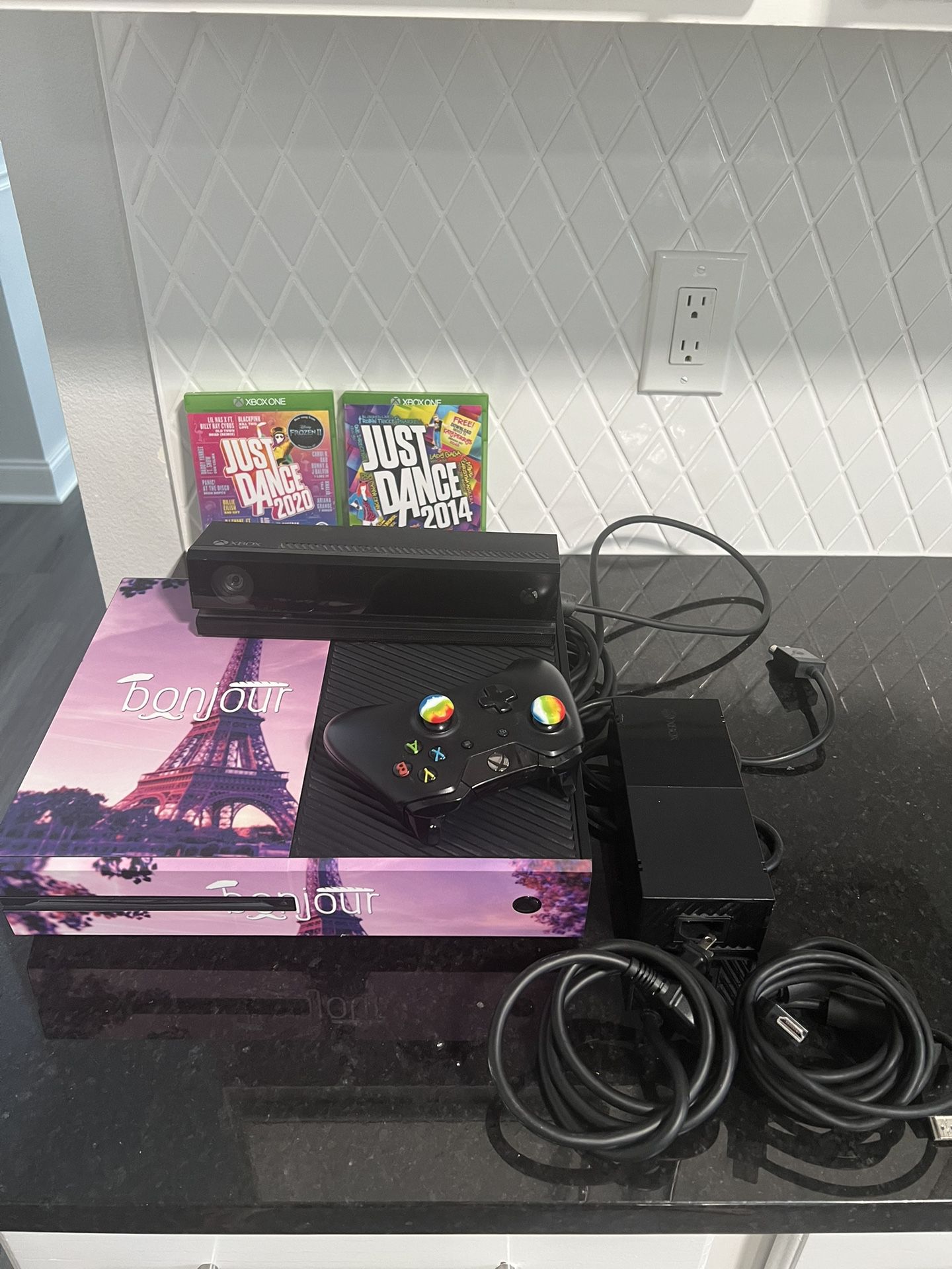 Xbox One With Kinect And Games