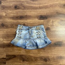 Brand New Woman’s Guess brand Blue Denim Skirt Up For Sale 