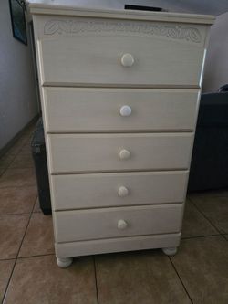 Dresser