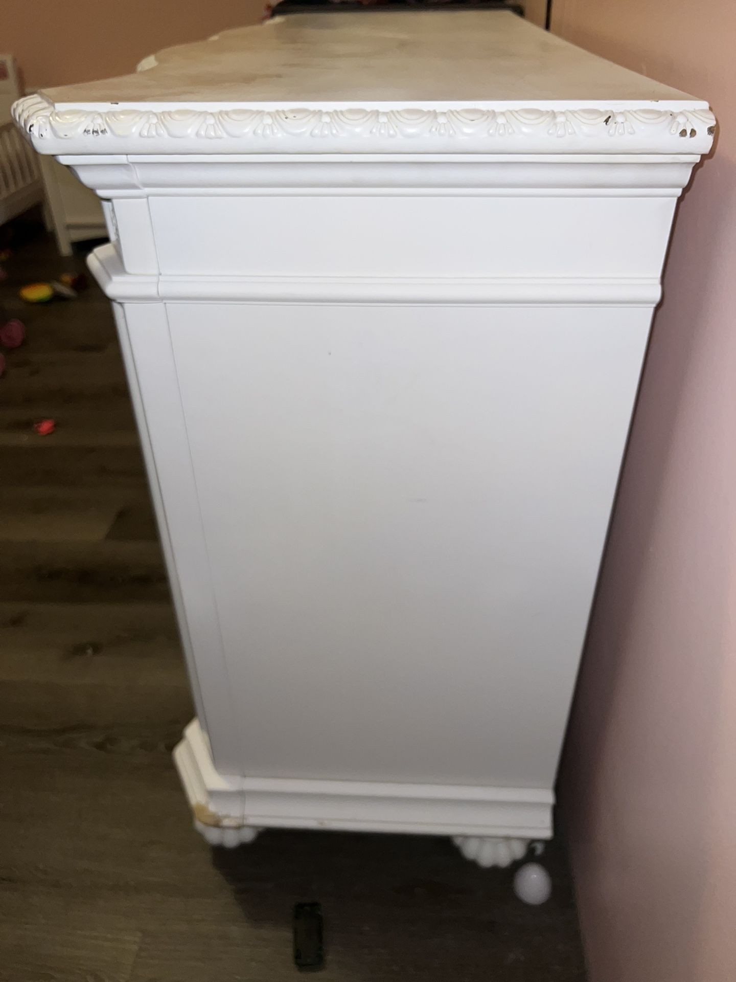 Disney Princess Fairytale White 6 Drawer Dresser for Sale in Daytona Beach,  FL - OfferUp