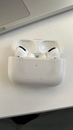 AirPods Pro 1st Gen With case
