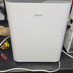 Levoit Air Purifier - Great Condition