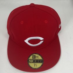 New era fitted hat 🧢 different teams and size available 42$ each