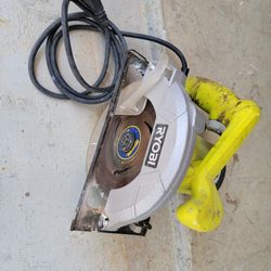 RYIOBI CIRCULAR SAW 