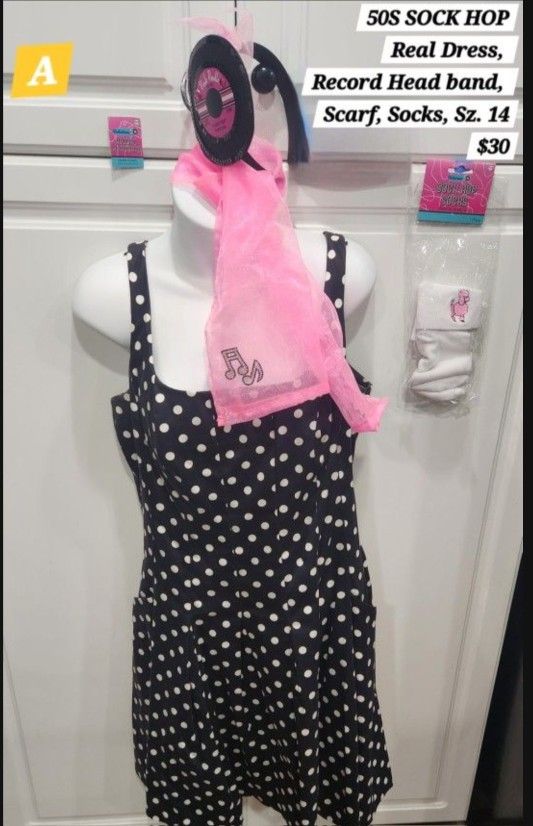 HALLOWEEN COSTUMES (MULTIPLE) SEE ALL PICS