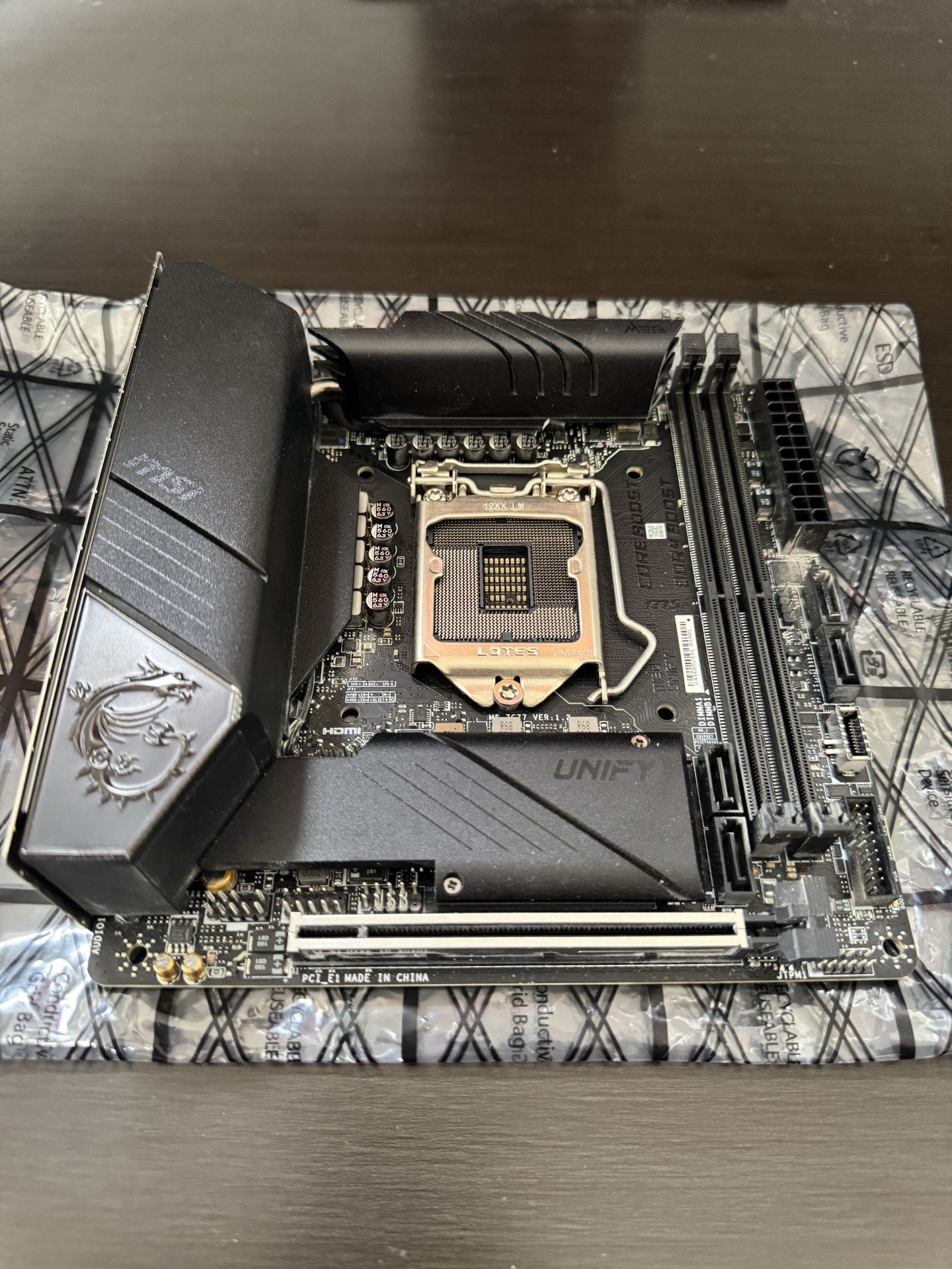 MSI MEG Z490I UNIFY Gaming Motherboard - Mini-ITX (LGA 1200, Intel 10th Gen, M.2, DDR4, Wi-Fi 6, Thunderbolt 3)
