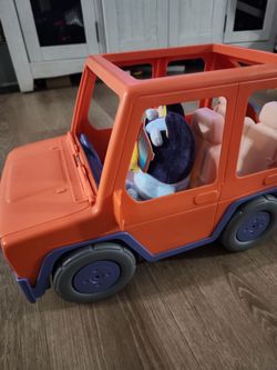 bluey car