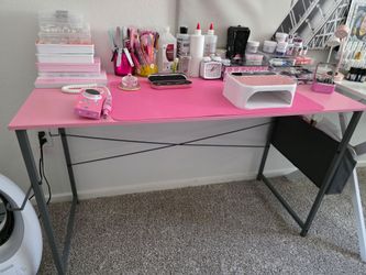Desk - Full Nail Supply