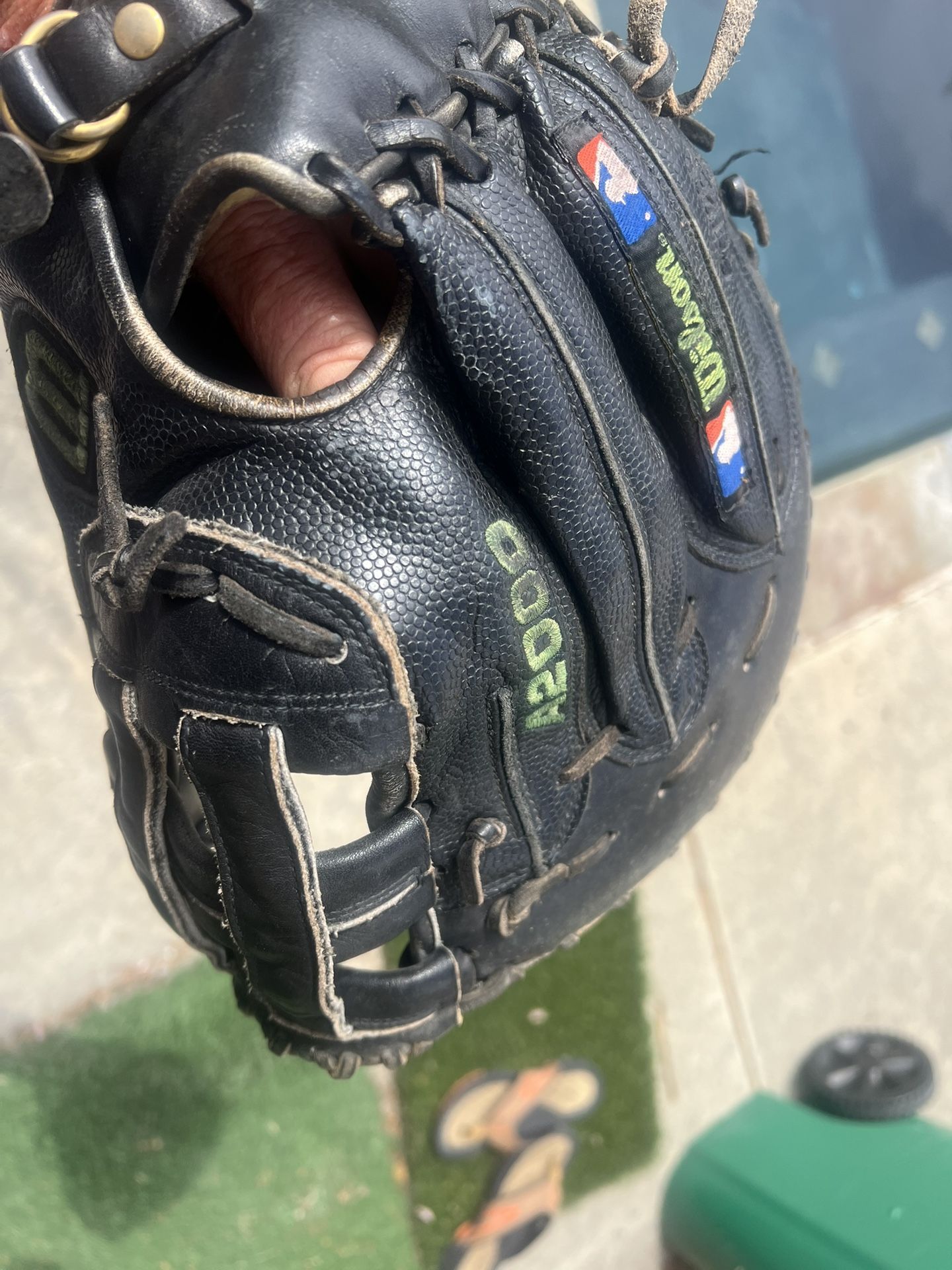 Wilson A2000 First Basemen Glove