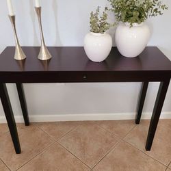 Beautiful Brown Console Table‼️
