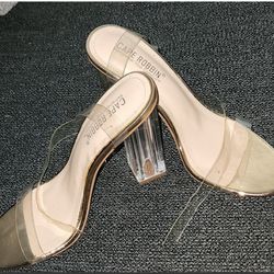 Size 7 M Clear Wedge Heel