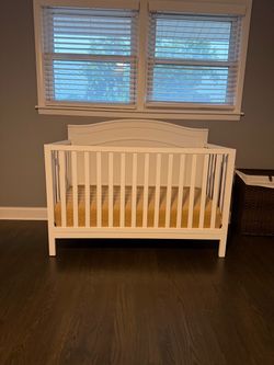 Crib with mattress and changing table set
