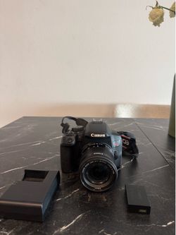 Canon Rebel T8i
