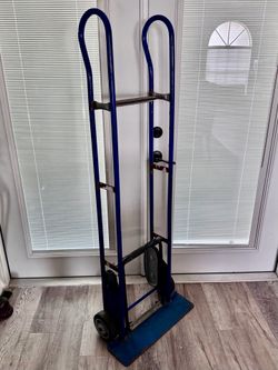 HAND TRUCK DOLLY