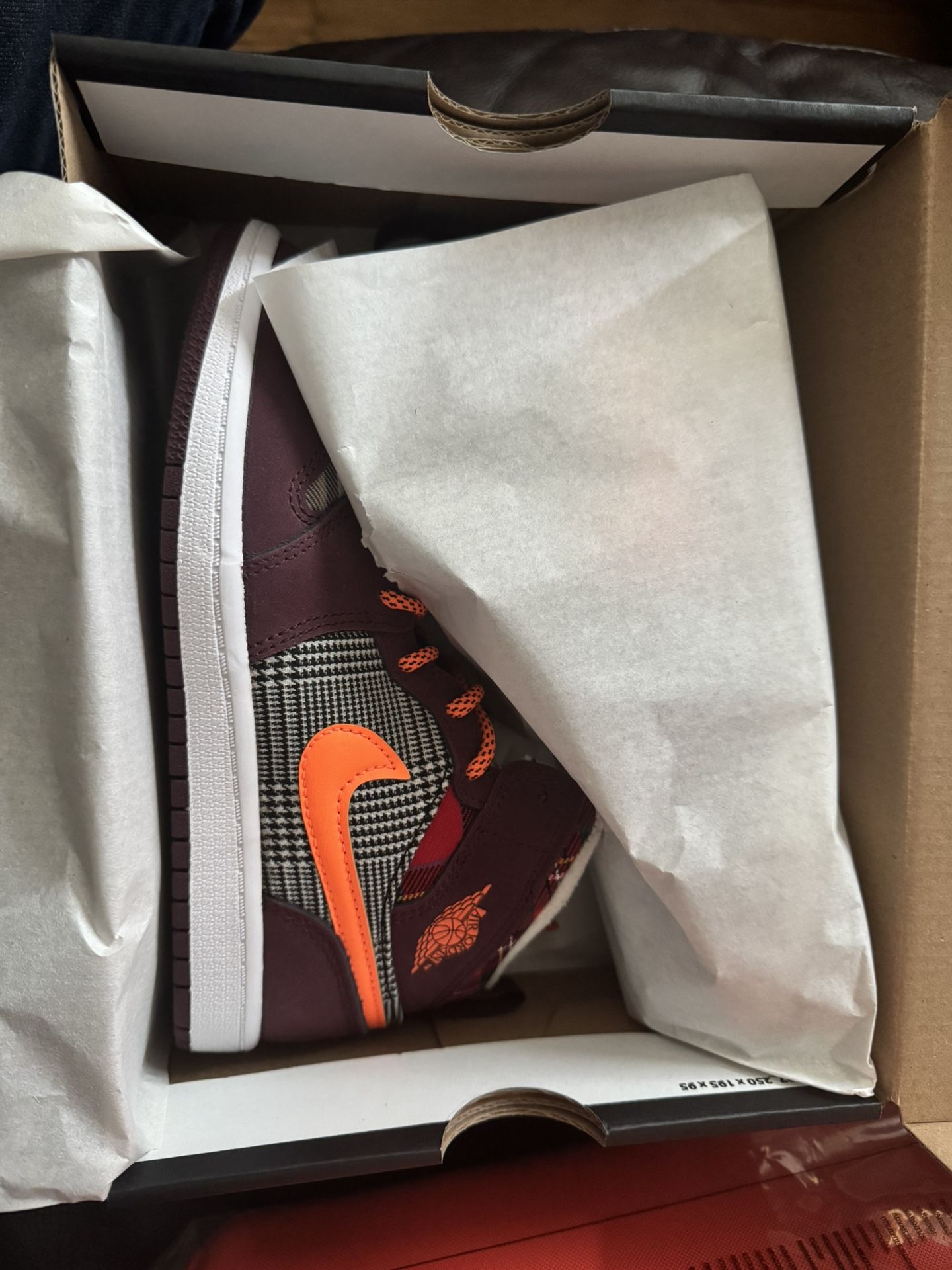 Jordans 1 MID SE (PS)