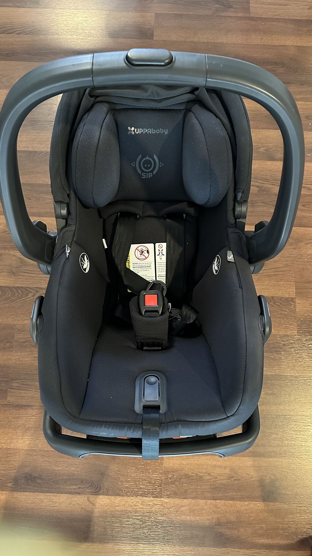 Uppa Baby Carseat Mesa V2