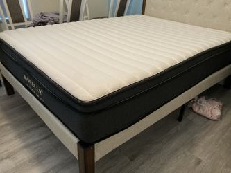 Molblly Full size mattress 10” 