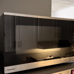 Panasonic Microwave Oven – Stainless Steel, Inverter Technology