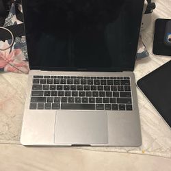 Apple MacBook Pro 13 Inch