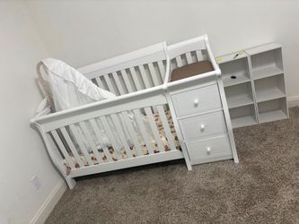 Baby crib