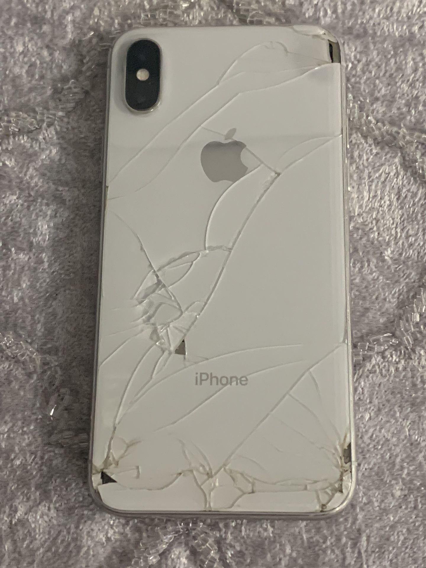iPhone X