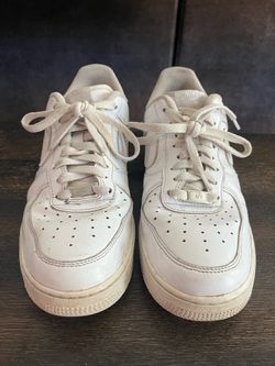 Men’s White Air Force  Size 9
