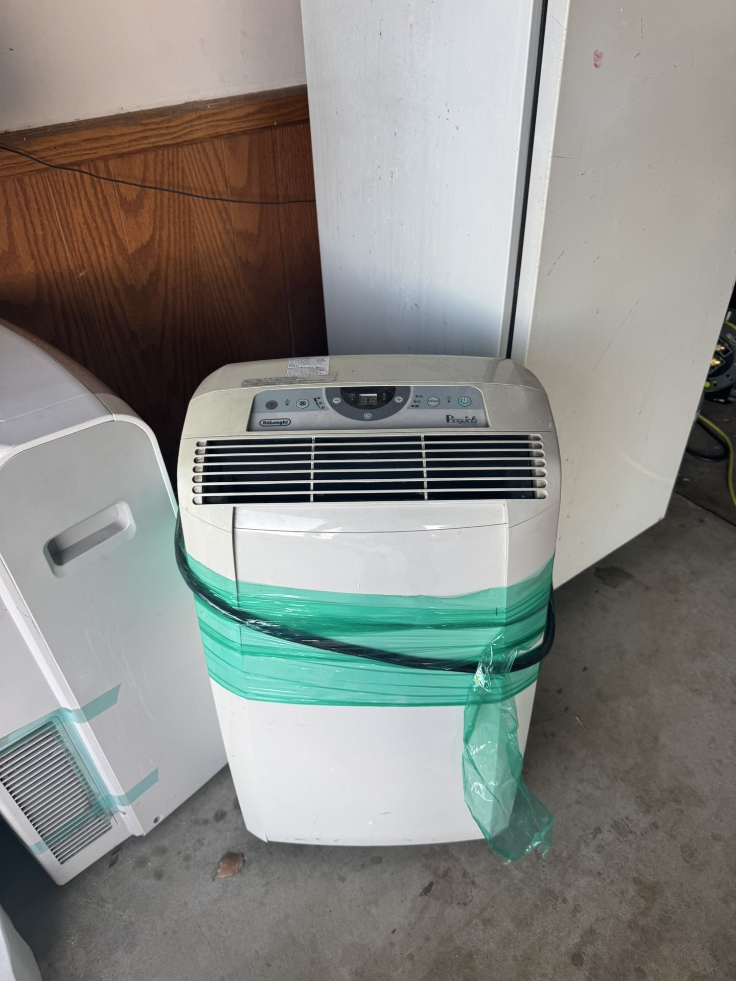 Pinguino Portable A/C Unit 12000btu