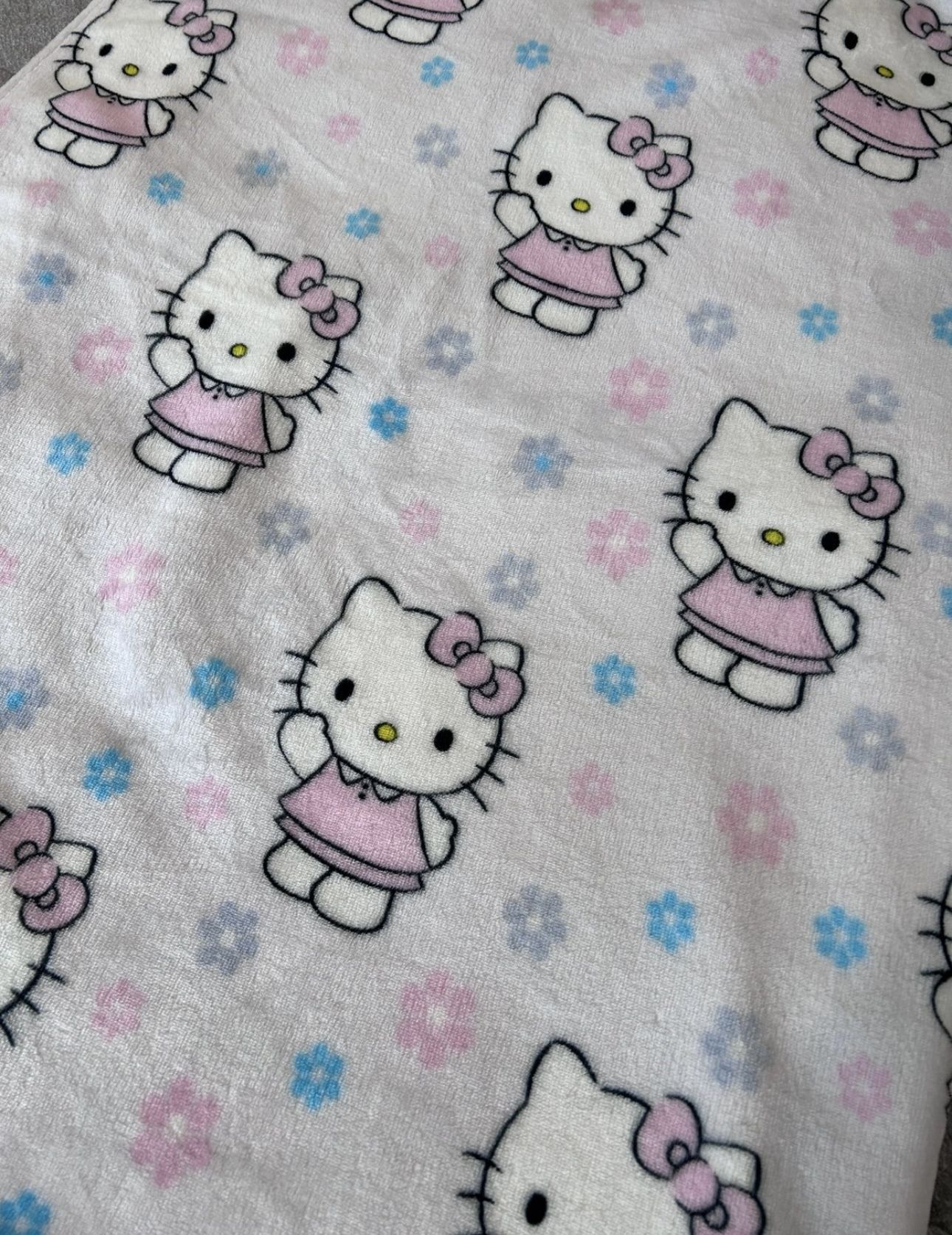 Hello Kitty Blanket 