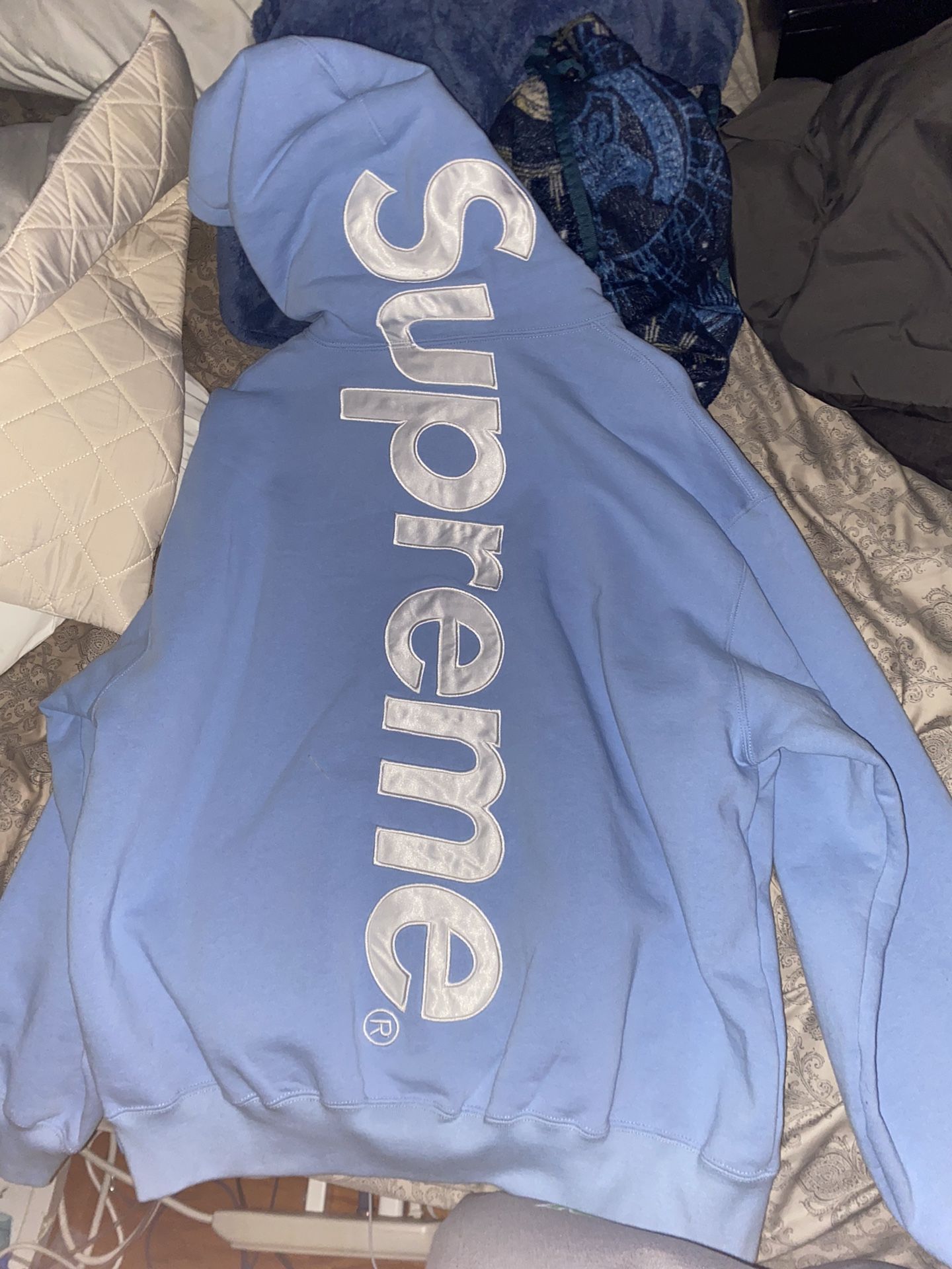 Supreme Hoodie Satin Lettering