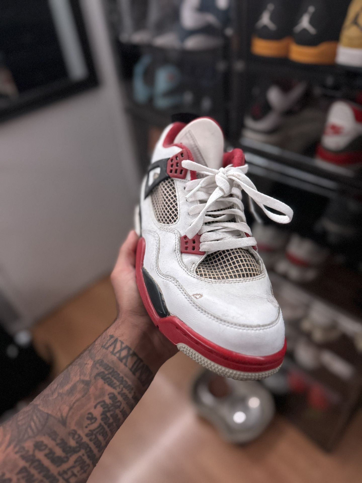 Jordan 4s