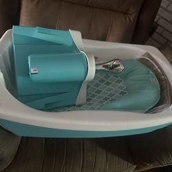 Summer Infant Lil Luxuries Whirlpool Bubbling Spa & Shower